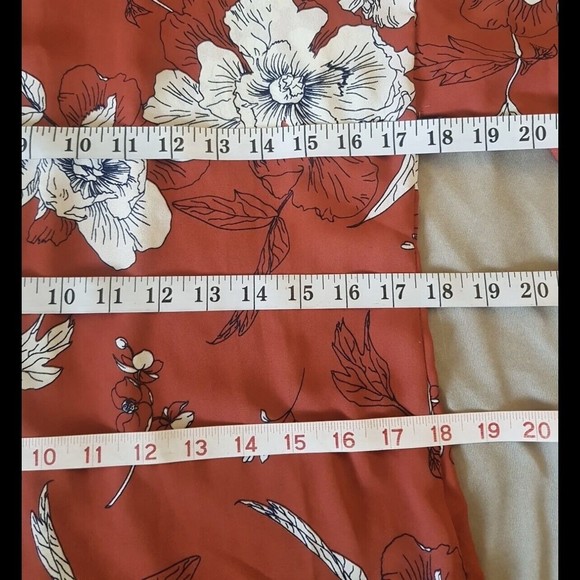 Sienna Sky Womens Blouse Size XS Floral Print Tiered Ruffle Sleeve Button Flawed - Picture 11 of 15